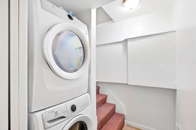 174 Everett St, Boston, MA 02128