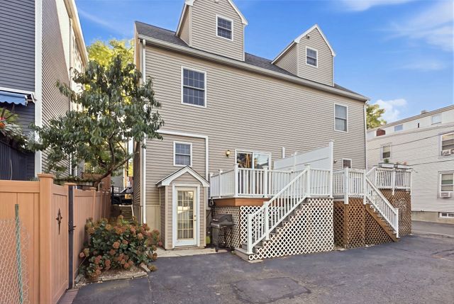 174 Everett St, Boston, MA 02128