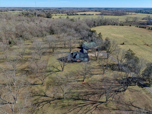 7390 Liberty Highway, Pendleton, SC 29670