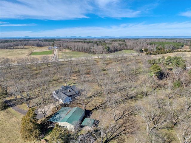 7390 Liberty Highway, Pendleton, SC 29670