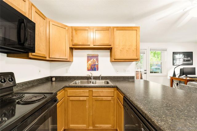 1405 Broadway 210, Boulder, CO 80302