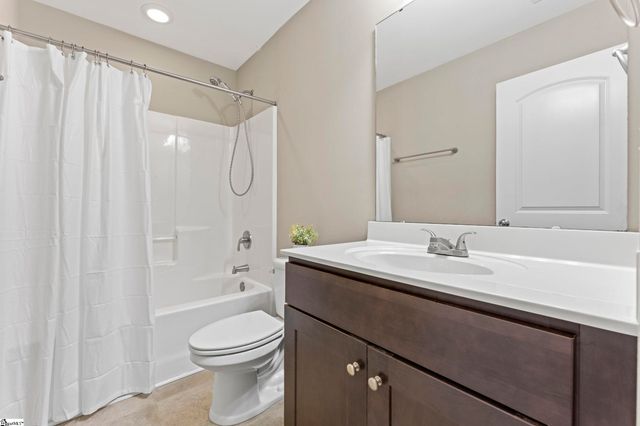 185 Shady Grove Drive, Simpsonville, SC 29681