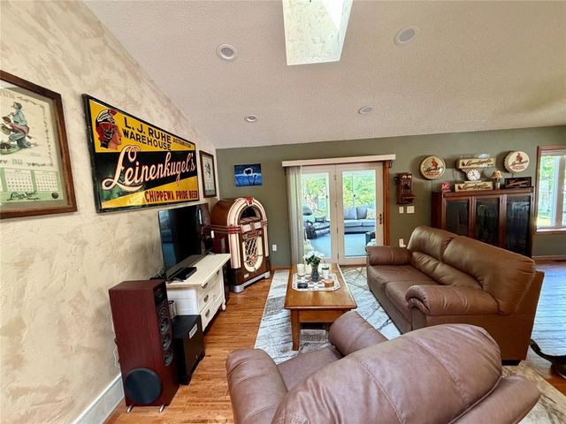 1432 Perry Street, Chippewa Falls, WI 54729