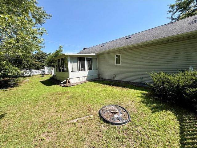 1432 Perry Street, Chippewa Falls, WI 54729