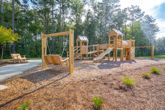 720 Blue Mistflower Drive, Moncks Corner, SC 29461