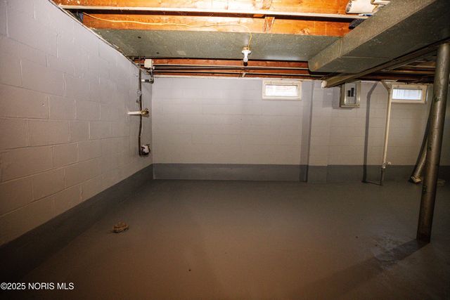 5414 303rd Street, Toledo, OH 43611