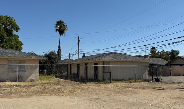 3413 E Normal Avenue, Fresno, CA 93703