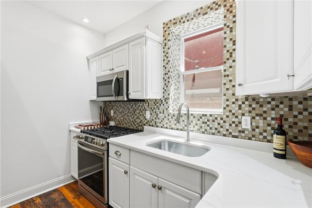 1616 Monterey St, Central North Side, PA 15212