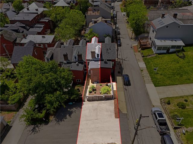 1616 Monterey St, Central North Side, PA 15212