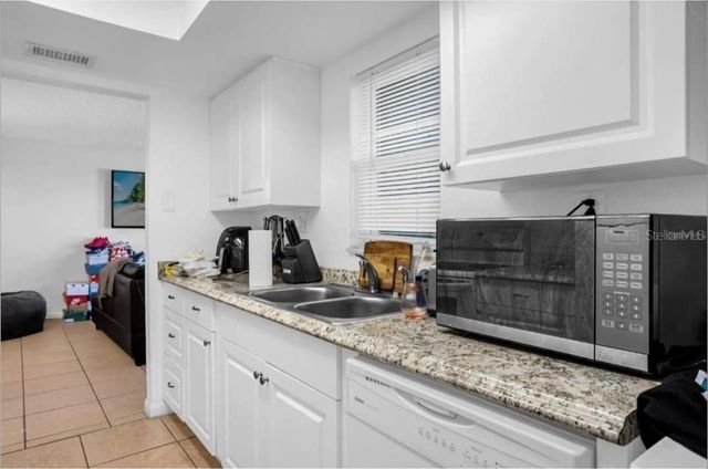 2604 LEMON TREE LANE C, Orlando, FL 32839