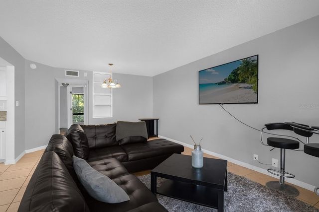 2604 LEMON TREE LANE C, Orlando, FL 32839