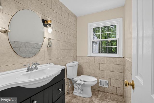 6401 WOLF RUN HUNT, Fairfax Station, VA 22039