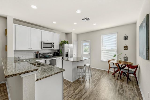 213 Ibis Falls LOOP, Jarrell, TX 76537