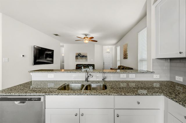 213 Ibis Falls LOOP, Jarrell, TX 76537