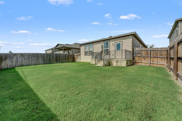 213 Ibis Falls LOOP, Jarrell, TX 76537