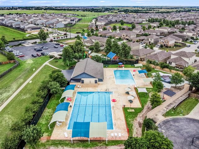213 Ibis Falls LOOP, Jarrell, TX 76537