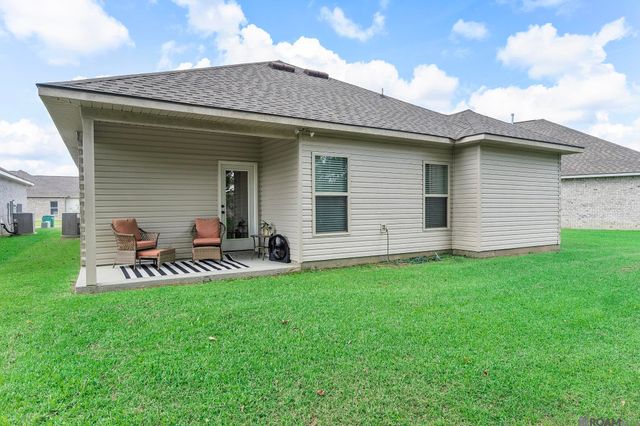 23181 Wilton Dr, Denham Springs, LA 70726