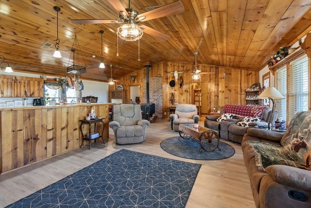 10276 Timber Trail, Scurry, TX 75158