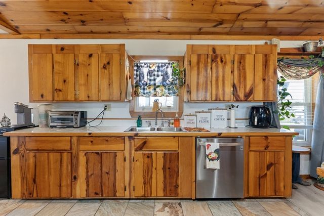 10276 Timber Trail, Scurry, TX 75158