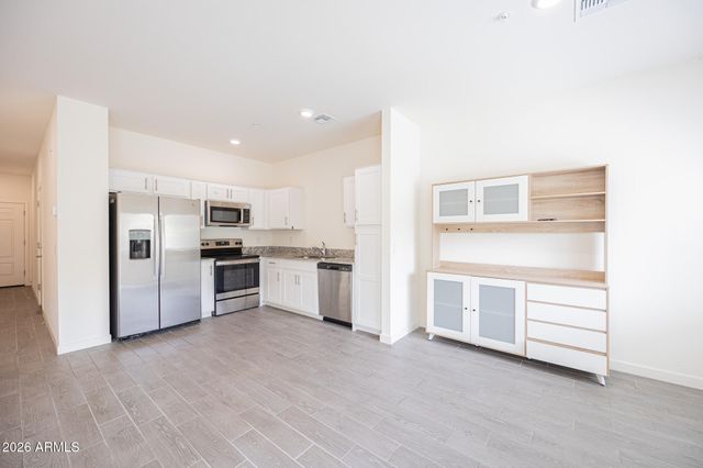 8343 N 22ND Drive, Phoenix, AZ 85021