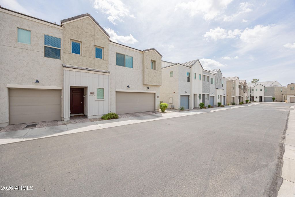 8343 N 22ND Drive, Phoenix, AZ 85021