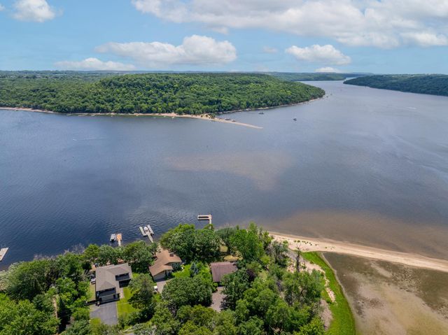 2989 Itasca Avenue S, Lakeland, MN 55043