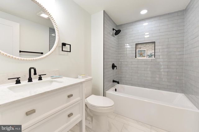 6 LAFAYETTE AVE, Villas, NJ 08251