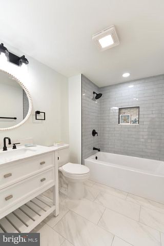 6 LAFAYETTE AVE, Villas, NJ 08251