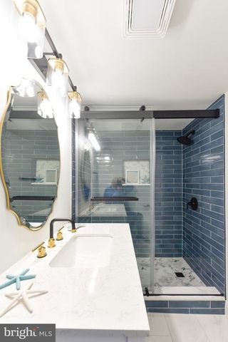 6 LAFAYETTE AVE, Villas, NJ 08251