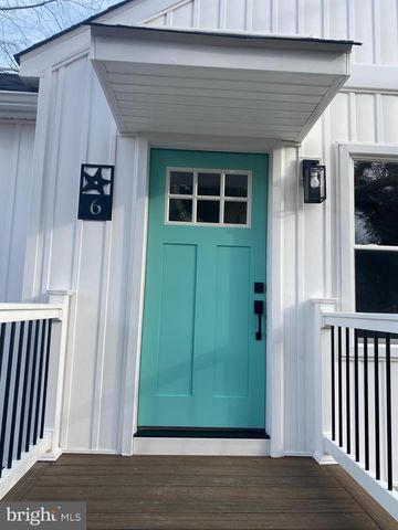 6 LAFAYETTE AVE, Villas, NJ 08251