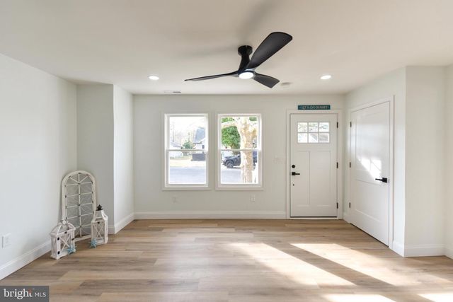 6 LAFAYETTE AVE, Villas, NJ 08251