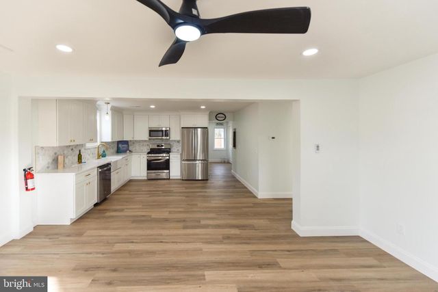 6 LAFAYETTE AVE, Villas, NJ 08251