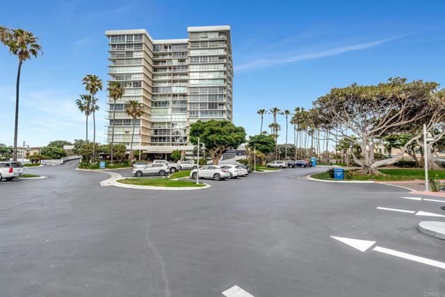 1820 Avenida Del Mundo 208, Coronado, CA 92118