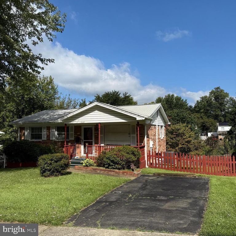 4228 HOFFMAN DR, Woodbridge, VA 22193