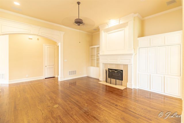 1053 Sir Lancelot Circle, Lewisville, TX 75056