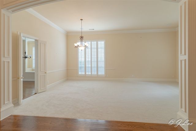1053 Sir Lancelot Circle, Lewisville, TX 75056