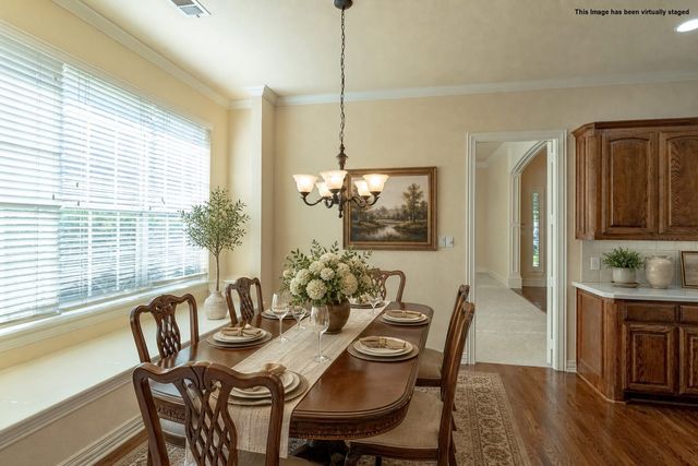 1053 Sir Lancelot Circle, Lewisville, TX 75056