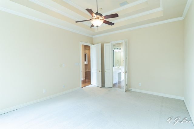 1053 Sir Lancelot Circle, Lewisville, TX 75056