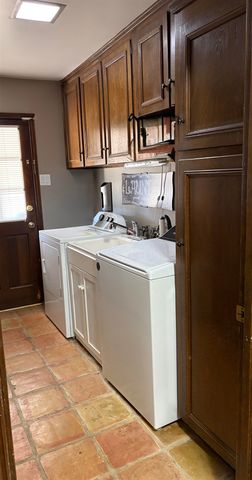 1501 Sixth St, Morgan City, LA 70380