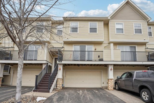 7526 Parkridge Place, Savage, MN 55378