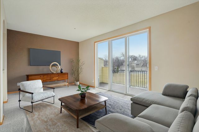 7526 Parkridge Place, Savage, MN 55378