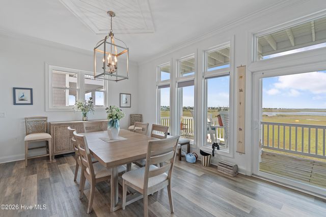 177 Atkinson Road, Surf City, NC 28445