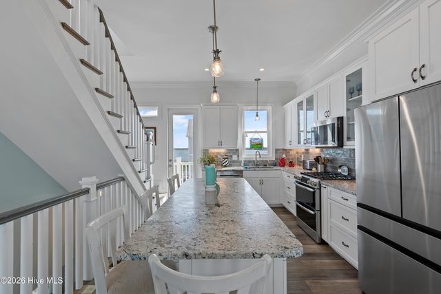 177 Atkinson Road, Surf City, NC 28445