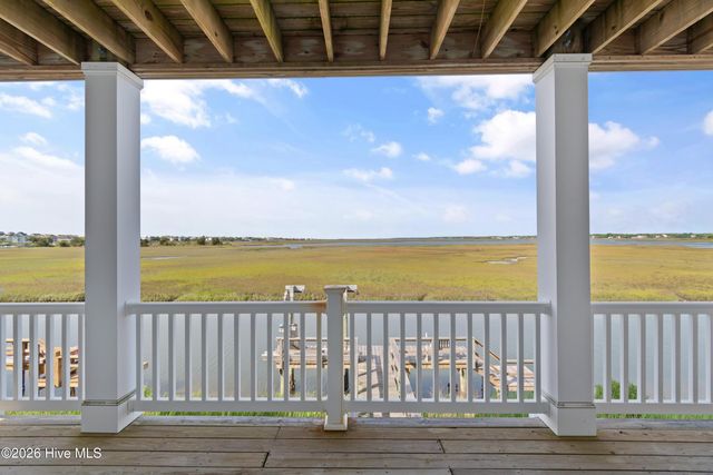 177 Atkinson Road, Surf City, NC 28445