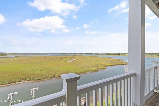177 Atkinson Road, Surf City, NC 28445