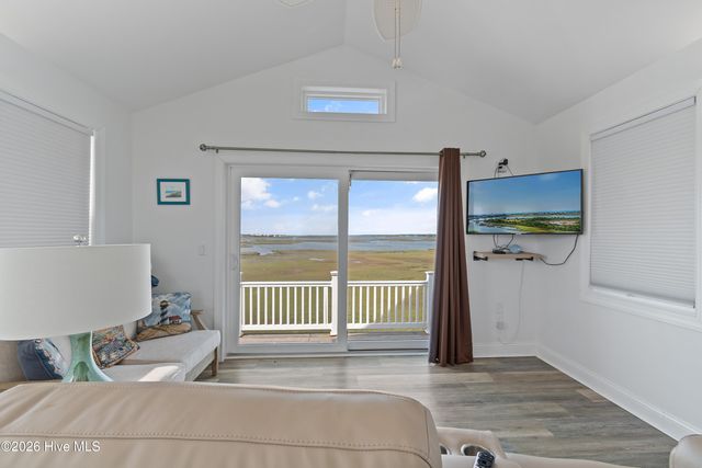 177 Atkinson Road, Surf City, NC 28445