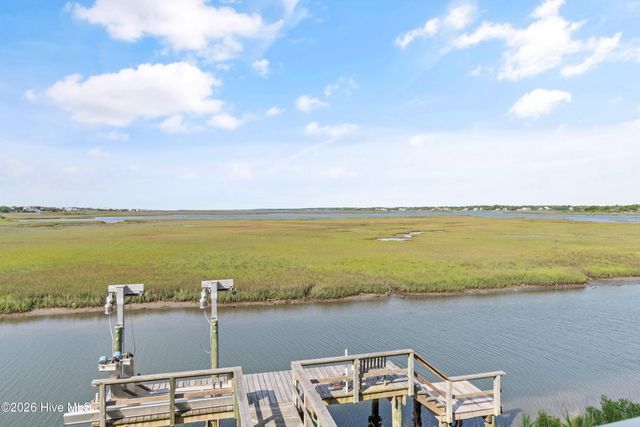 177 Atkinson Road, Surf City, NC 28445