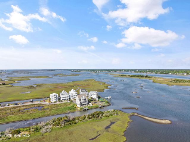 177 Atkinson Road, Surf City, NC 28445