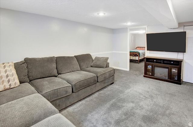 5342 S 2200 W, Roy, UT 84067