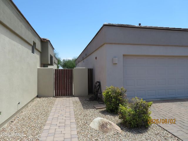 8727 E Tuckey Lane, Scottsdale, AZ 85250